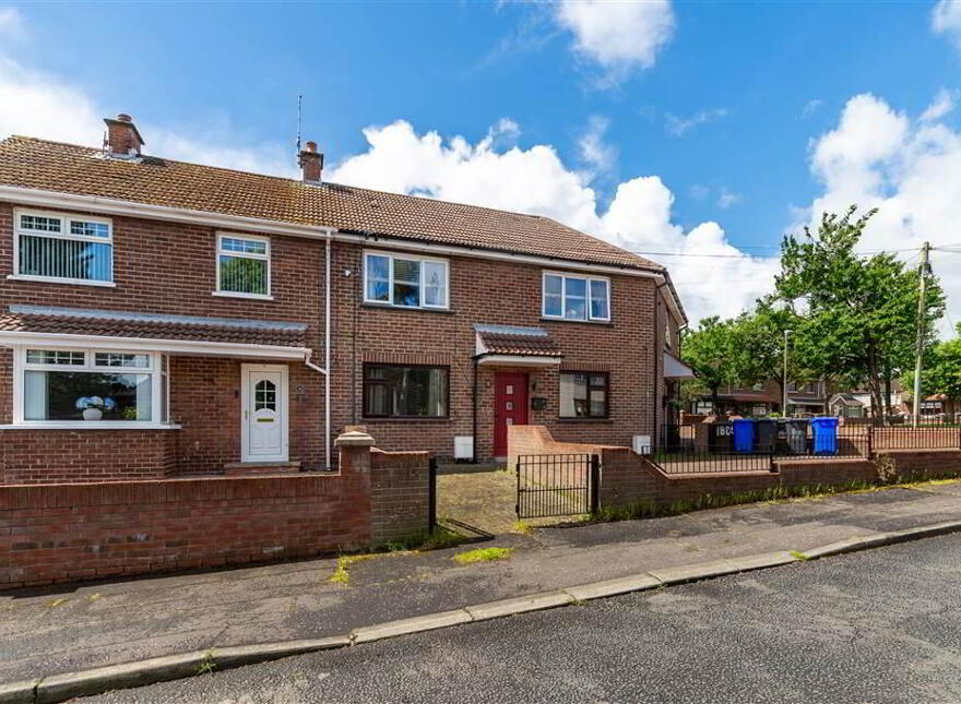 18A Navan Green, Andersonstown, Belfast, BT11 8JR