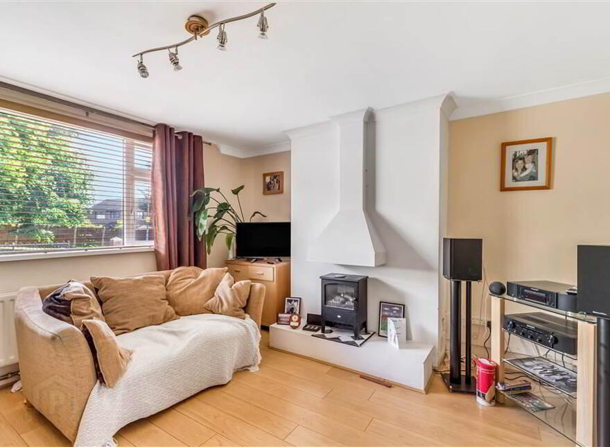 18A Navan Green, Andersonstown, Belfast, BT11 8JR