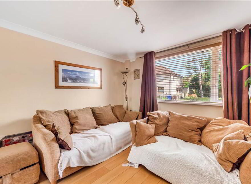 18A Navan Green, Andersonstown, Belfast, BT11 8JR