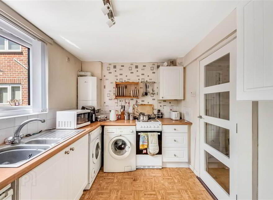 18A Navan Green, Andersonstown, Belfast, BT11 8JR