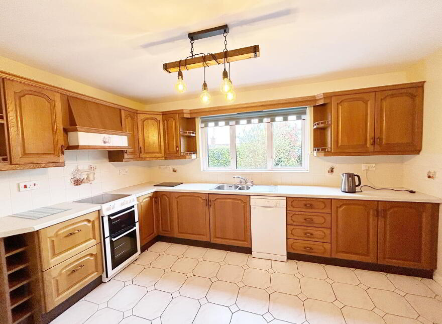 6 Knocksilla Rise, Omagh, BT79 0BY