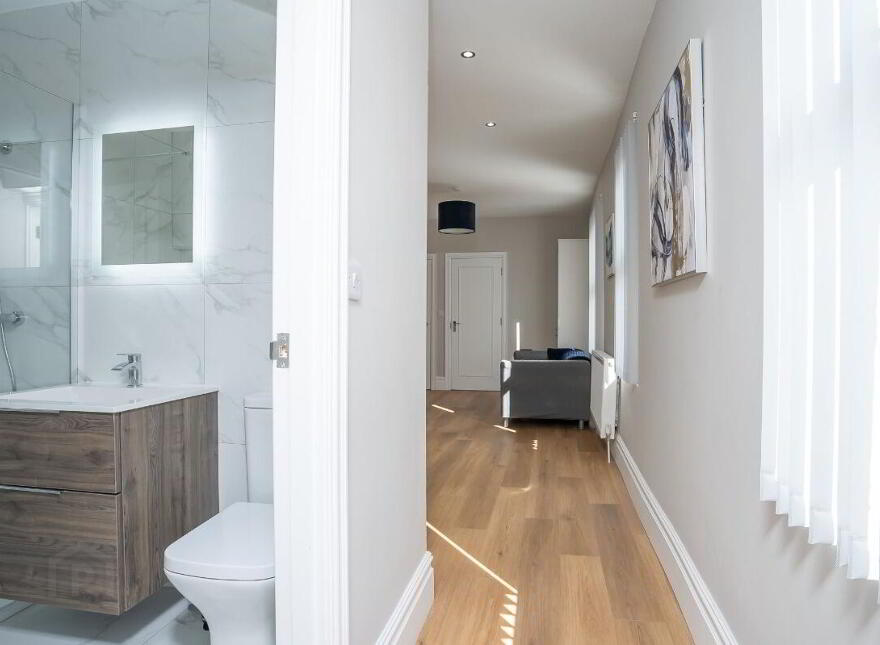 Apt 2, 19 Camden Street, Belfast, BT9 6AT