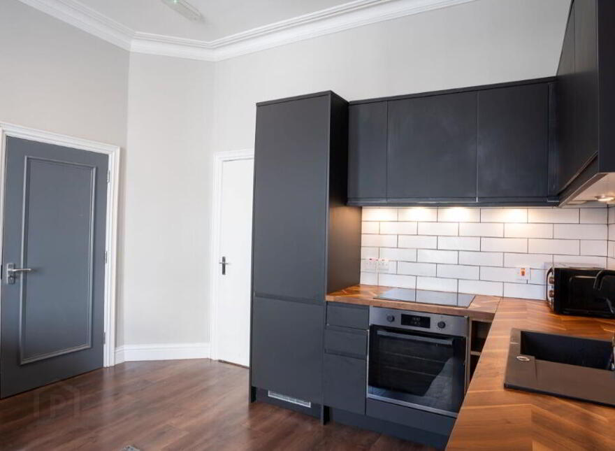 Apt 1, 17 Camden Street, Belfast, BT9 6AT