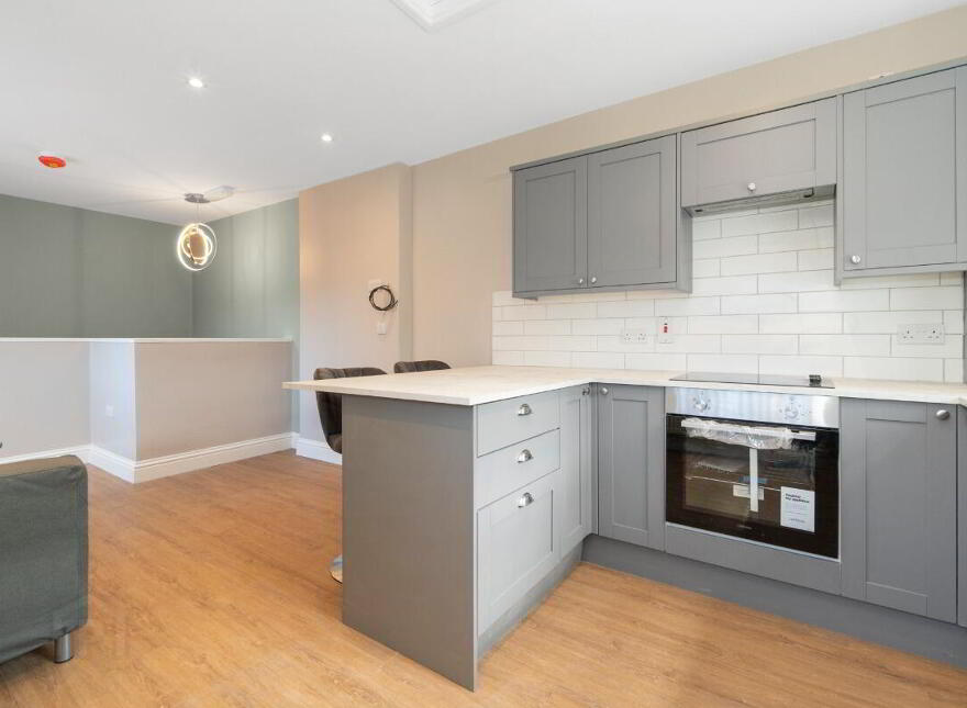 Apt 3, 17 Camden Street, Belfast, BT9 6AT
