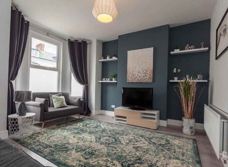 Apt 2, 45 Camden Street, Belfast, BT9 6AT