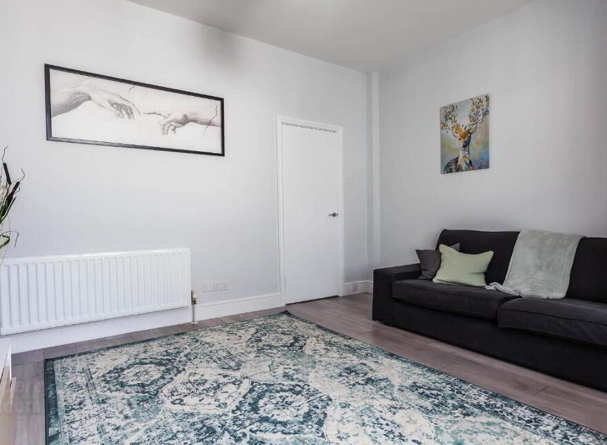 Apt 2, 45 Camden Street, Belfast, BT9 6AT