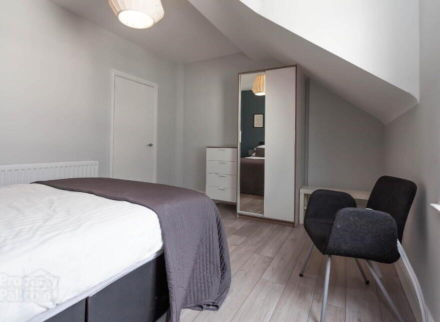 Apt 2, 45 Camden Street, Belfast, BT9 6AT