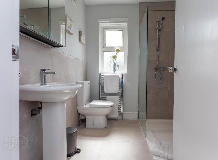 Apt 2, 45 Camden Street, Belfast, BT9 6AT
