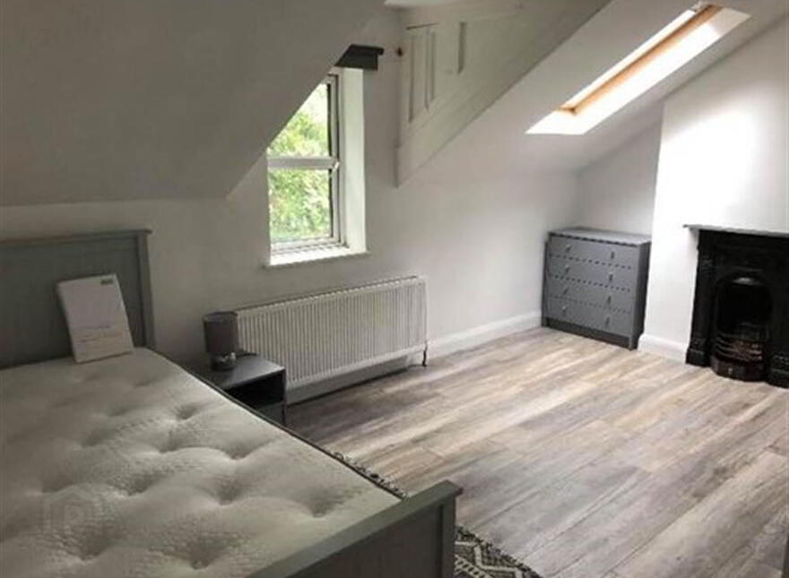 10 Stranmillis Park, Stranmillis, Belfast, BT9 5AU