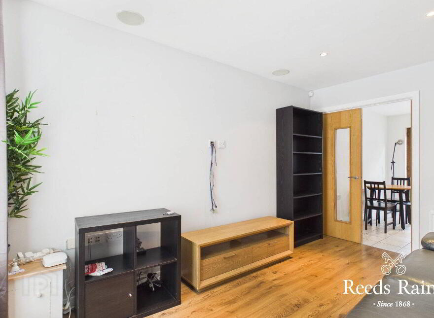 24 Hyndford Street, Belfast, BT5 5EN