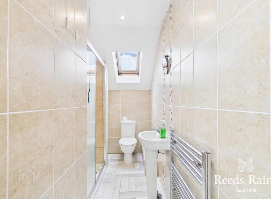 24 Hyndford Street, Belfast, BT5 5EN