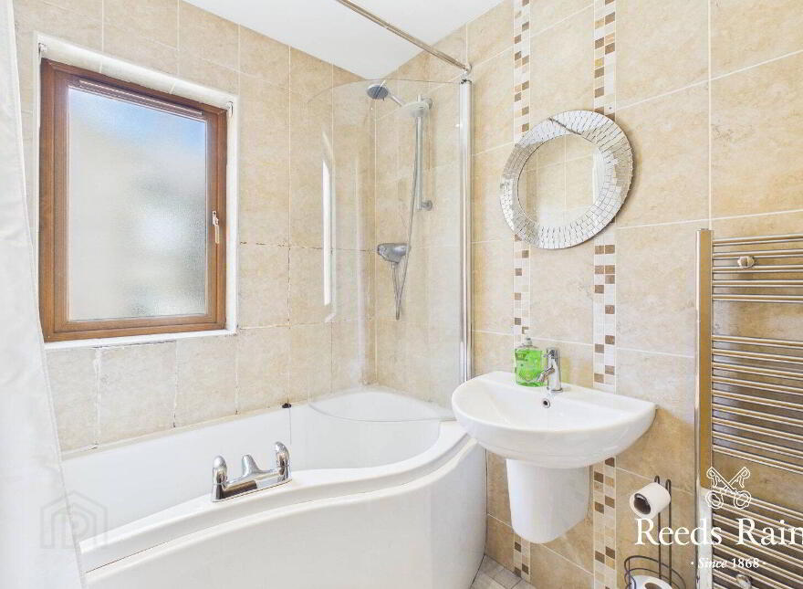 24 Hyndford Street, Belfast, BT5 5EN