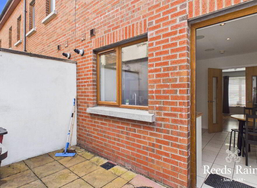 24 Hyndford Street, Belfast, BT5 5EN