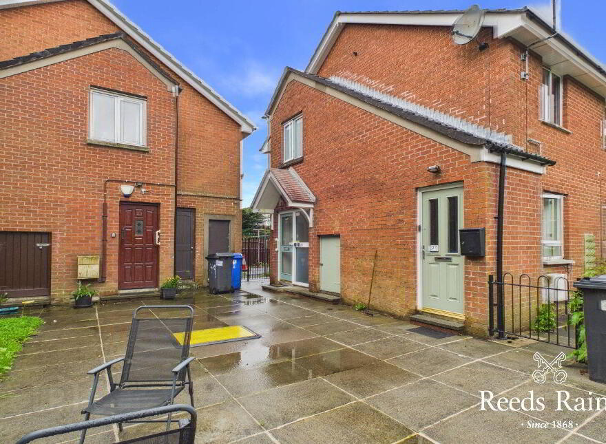 27 Inverwood Gardens, Belfast, BT4 1RG