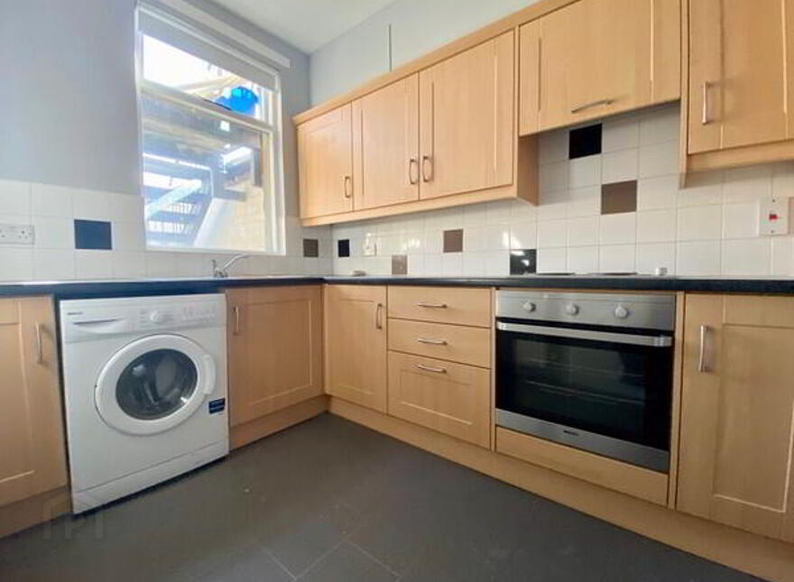 2, 33 Sandhurst Drive, Belfast, BT9 5AY