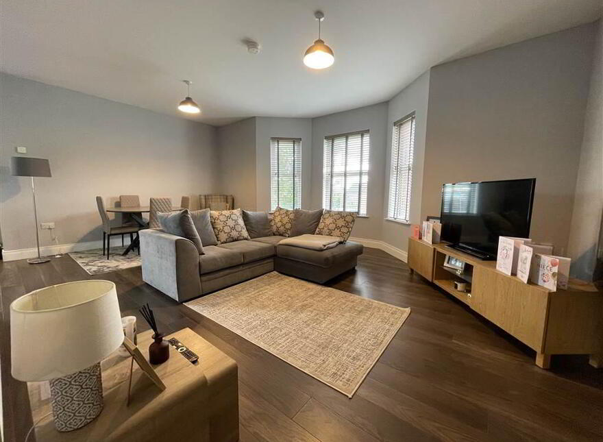 Apartment 4 2 Eaton Park, Belfast, BT17 9FX