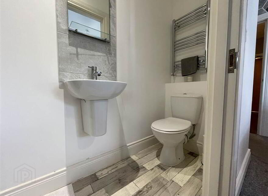 Apartment 4 2 Eaton Park, Belfast, BT17 9FX