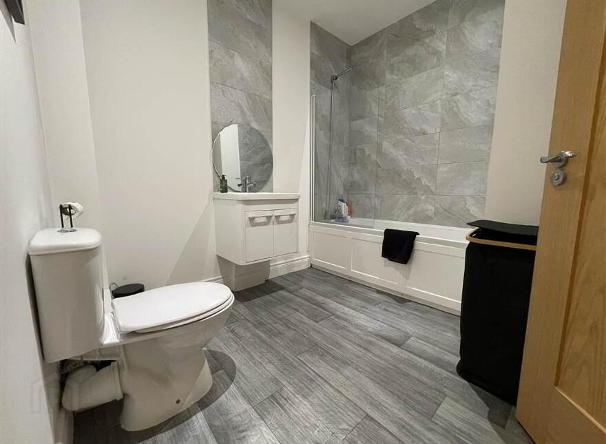 Apartment 4 2 Eaton Park, Belfast, BT17 9FX