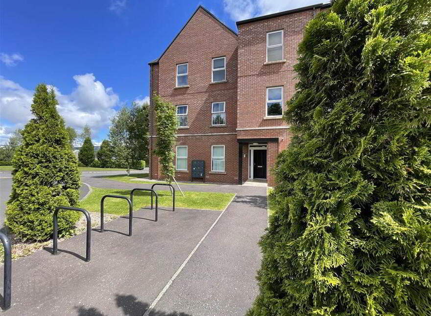 Apartment 4 2 Eaton Park, Belfast, BT17 9FX