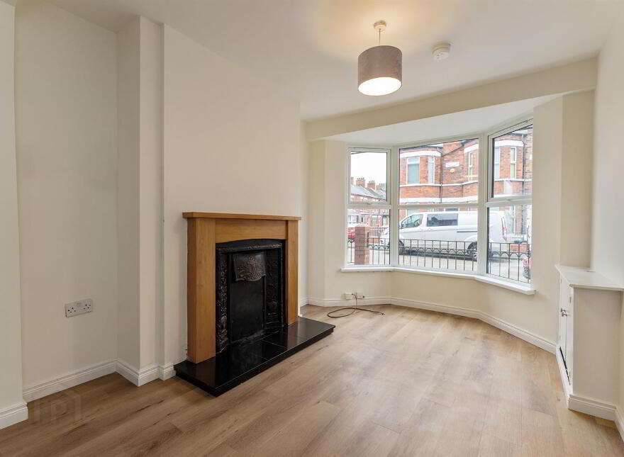 20 Woodcot Avenue, Belfast, BT5 5JA