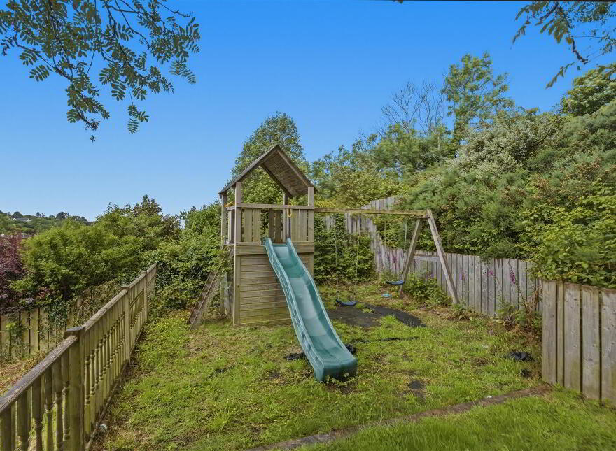 14 Ardenlee Gardens, Downpatrick, BT30 6PJ