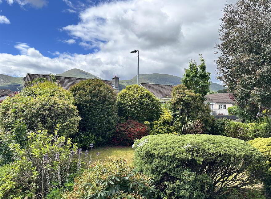 52 Marguerite Park, Newcastle, BT33 0PE