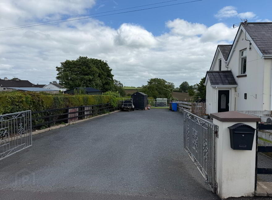 4 Grove Place, Moygashel,, Dungannon, BT71 7RU