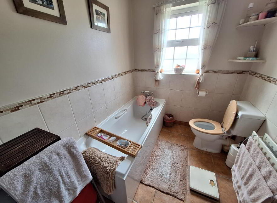 22 Leyland Crescent, Ballycastle, BT54 6QW