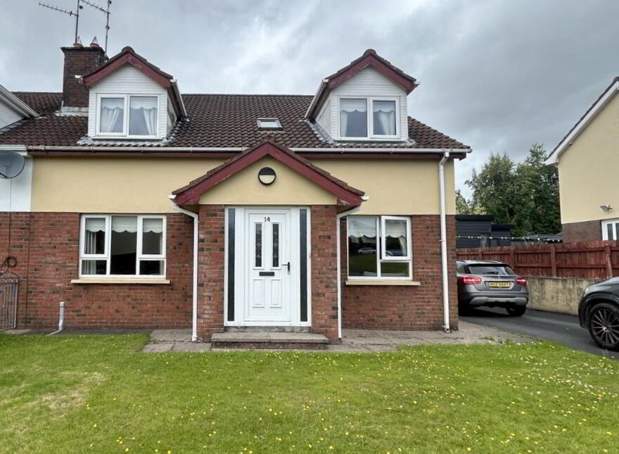 14 Pinefield Court, Killyclogher, Omagh, BT79 7YT