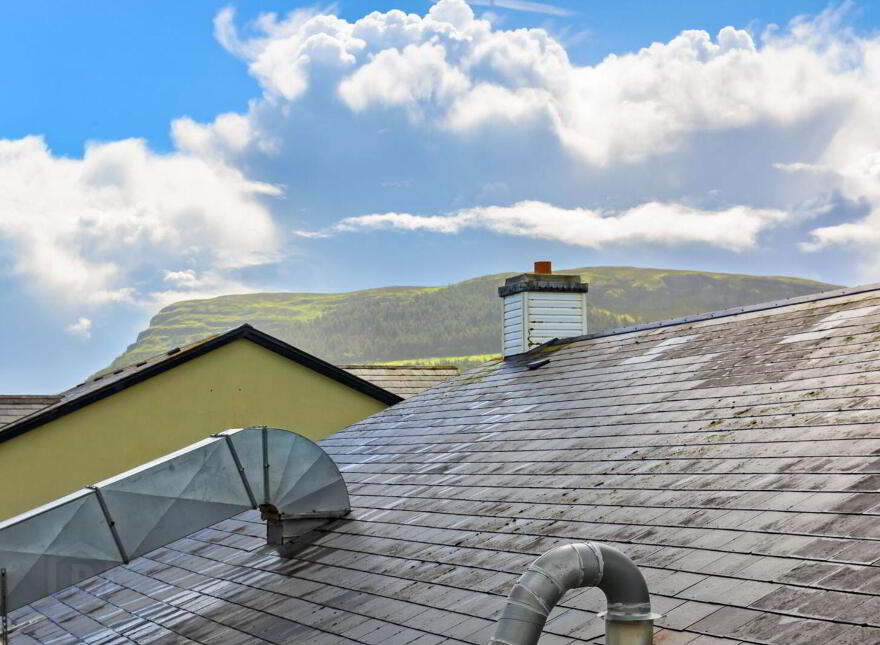 Apartment 6 The Plaza Shore Road, Strandhill, F91RD25