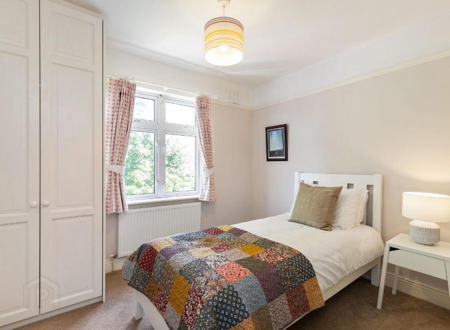 29 Hampton Park, Saint Helen's Wood, Booterstown, Blackrock, Blackrock, A94K821