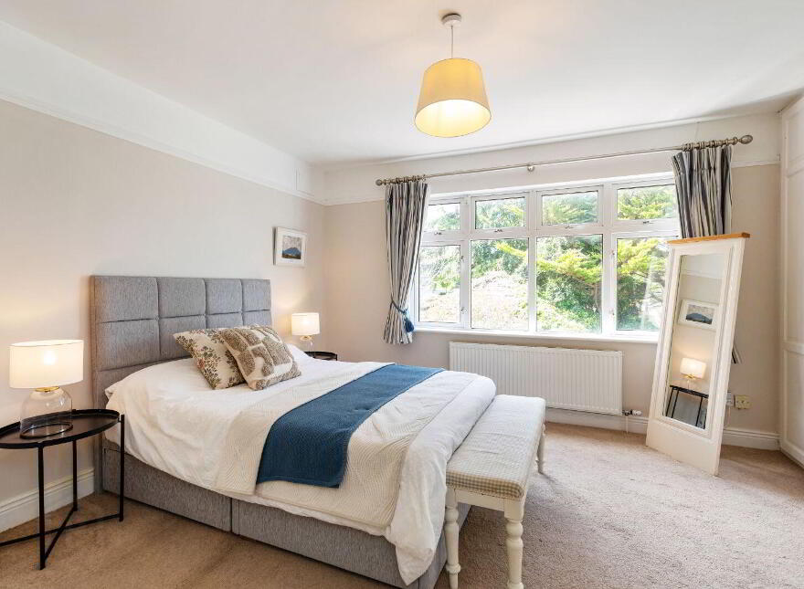 29 Hampton Park, Saint Helen's Wood, Booterstown, Blackrock, Blackrock, A94K821