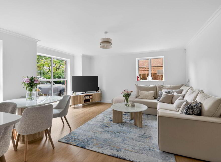 2 Derryvolgie Mews, Belfast, BT9 6TQ
