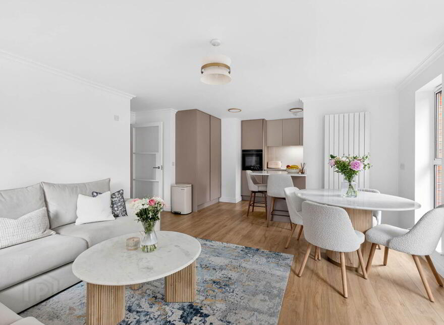 2 Derryvolgie Mews, Belfast, BT9 6TQ
