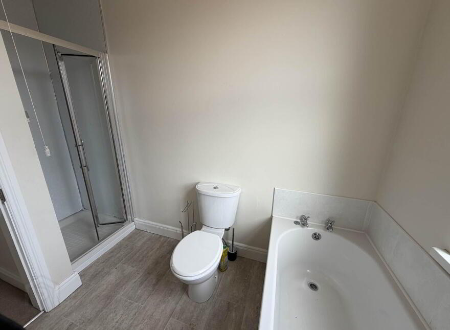 8 Jocelyn Gardens, Belfast, BT6 9BA