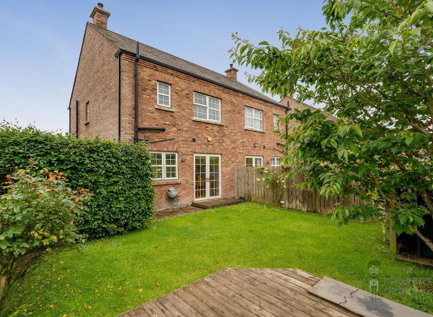 17 Moss Lane, Ballynahinch, BT24 8FE