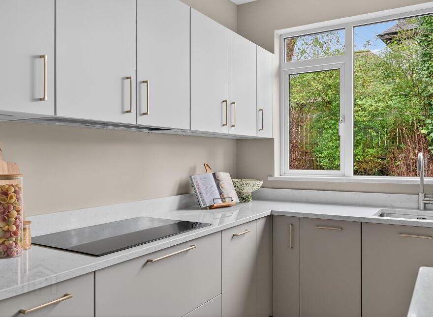 233 Stranmillis Road, Belfast, BT9 5EE