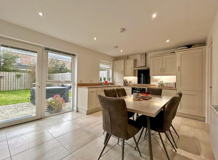 17 Cappagh Green, Portstewart, BT55 7UT