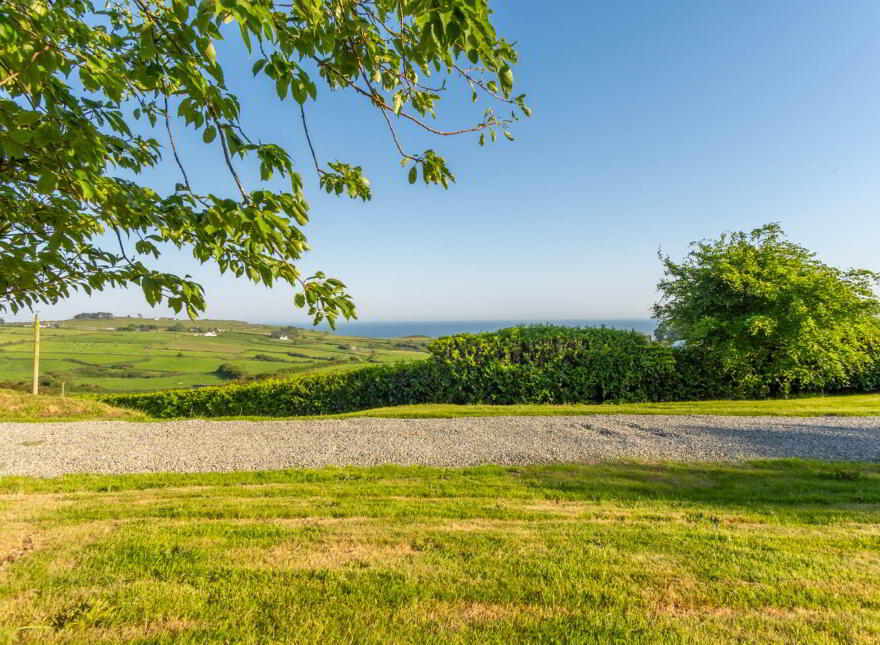 Tim`s Cottage, Kilfinnan, Glandore, P81Y978