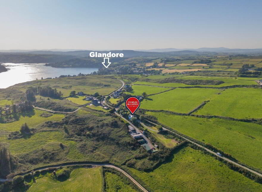 Tim`s Cottage, Kilfinnan, Glandore, P81Y978