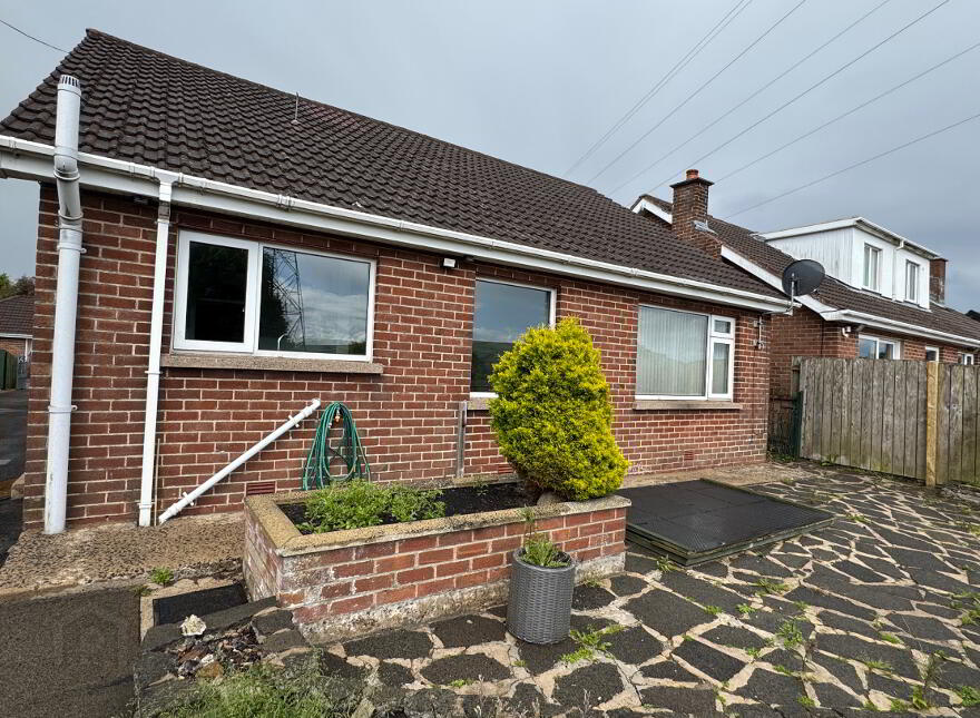 16 St Anne's Crescent, Glengormley, BT36 5JZ