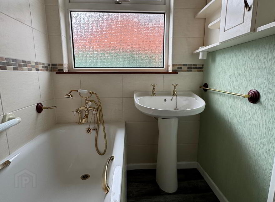 16 St Anne's Crescent, Glengormley, BT36 5JZ