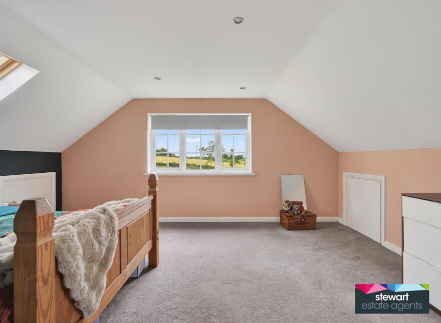 124 Hillsborough Road, Dromore, BT25 1QW