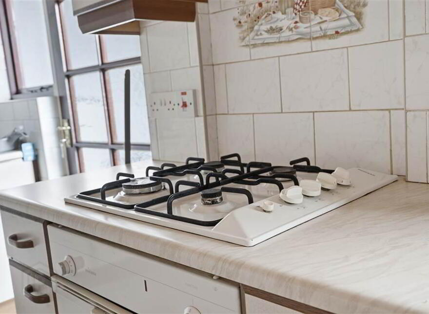 16 Kilmakevit Crescent, Cullybackey, BT42 1NG