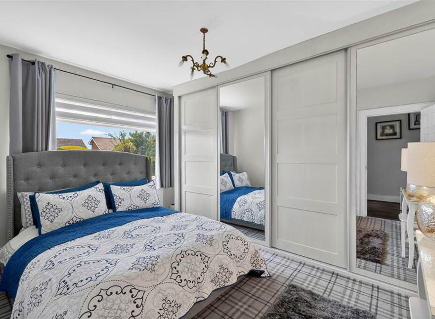 25 Glencregagh Drive, Belfast, BT6 0NJ