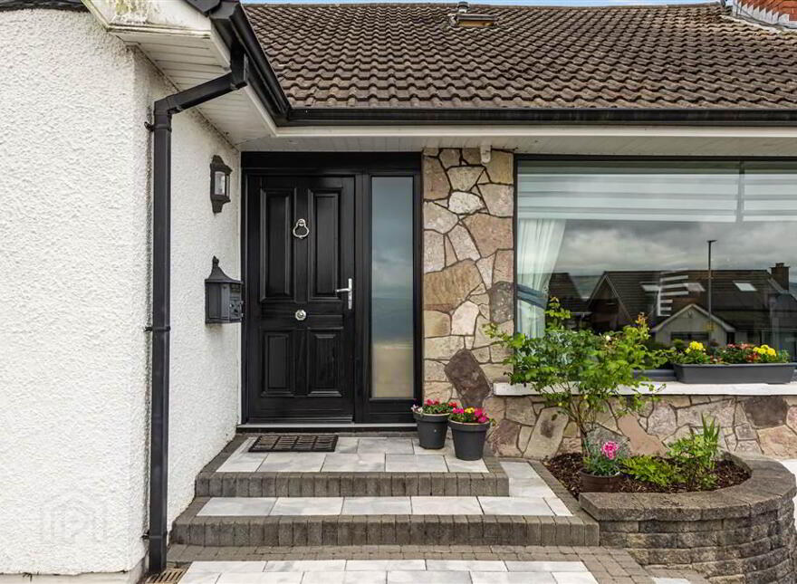 25 Glencregagh Drive, Belfast, BT6 0NJ