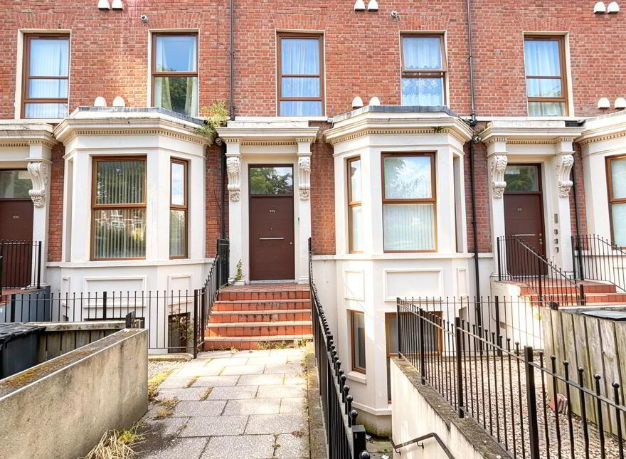 Apt 3, 373 Antrim Road, Belfast, BT15 3BG