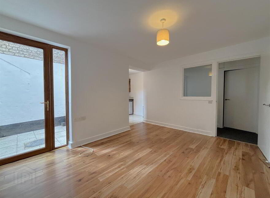 Apt 3, 373 Antrim Road, Belfast, BT15 3BG