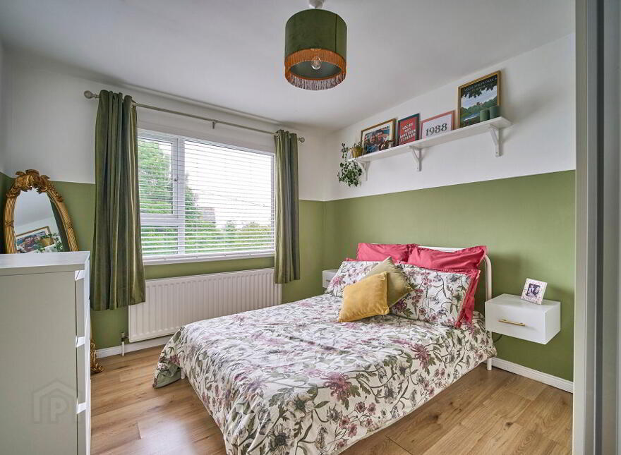 3 Grovehill Gardens, Bangor, BT20 4NS