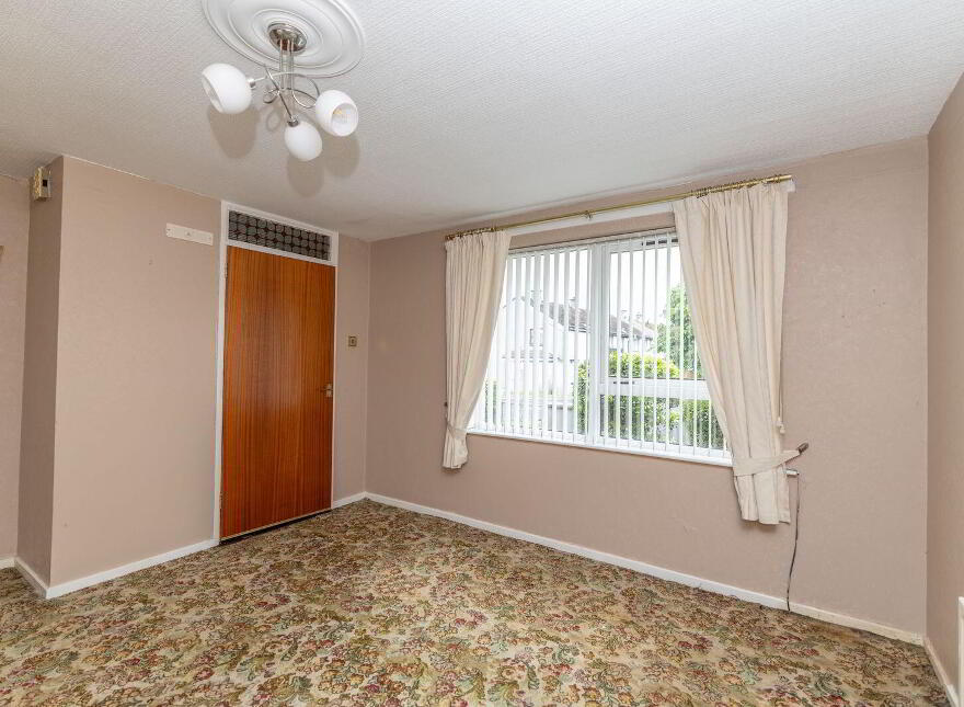9 Rossmara Park, Warrenpoint, Newry, BT34 3NX